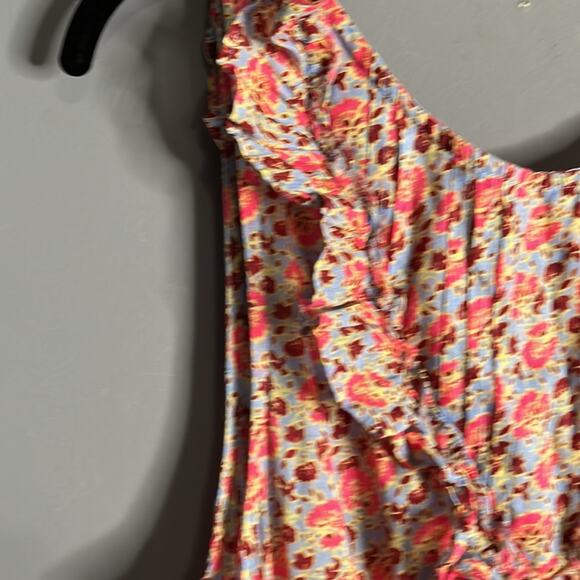 Free People Pink and Blue Floral Dress With Ruffle and Smocked Detail Size Small - Picture 4 of 9